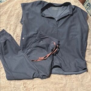 FIGS Heather Denim Women’s scrub set